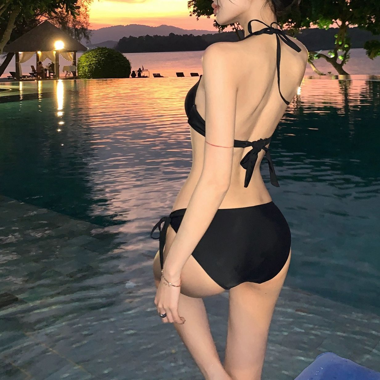 Bikini Color Liso con Aro y Relleno | Seda de Leche