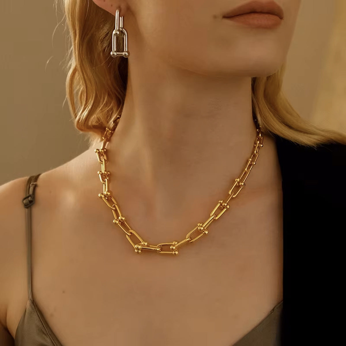 Set Joyería Estilo INS | Cierre Herradura Acero Titanio