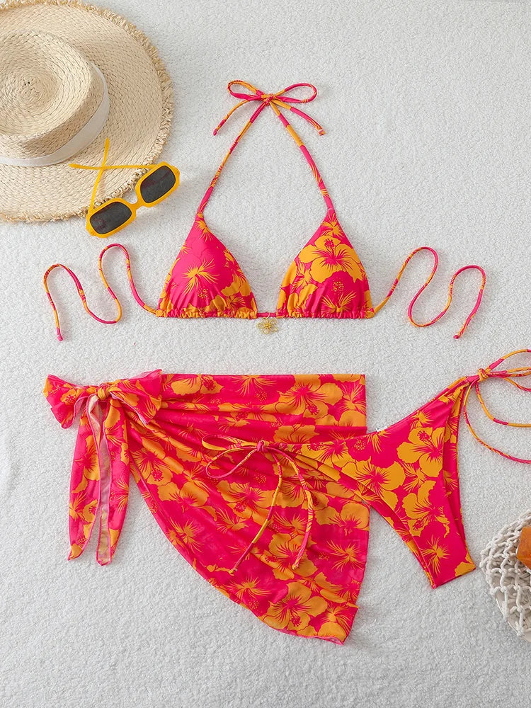 Conjunto Bikini 3 Piezas con Pareo